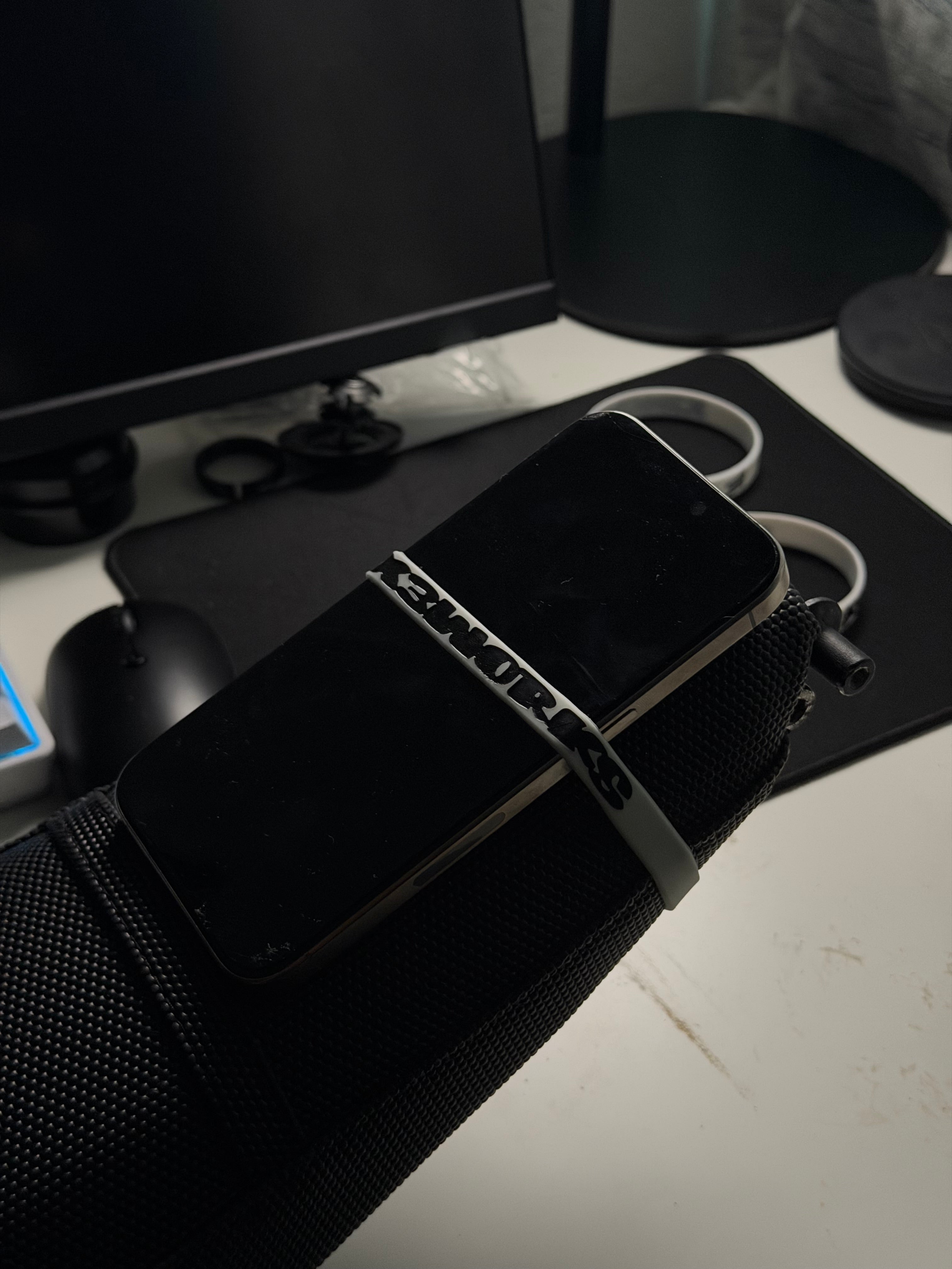 X3W Phone Bands